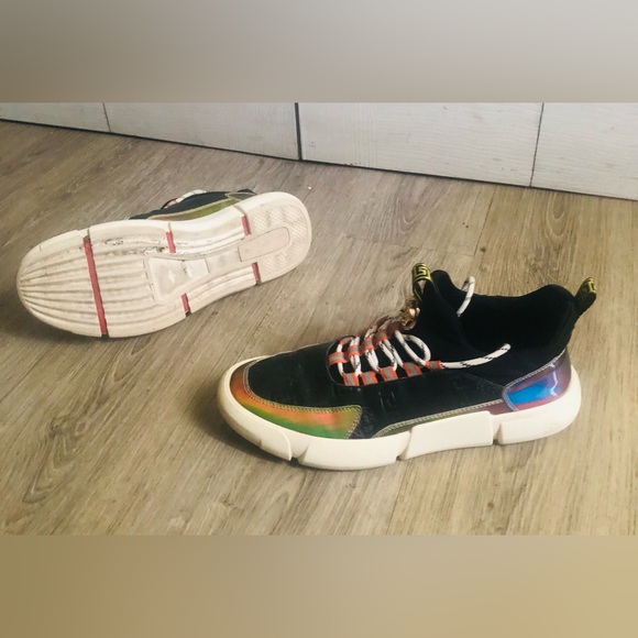 Versace men sneakers size 43EU, 9.5 US - Picture 10 of 11